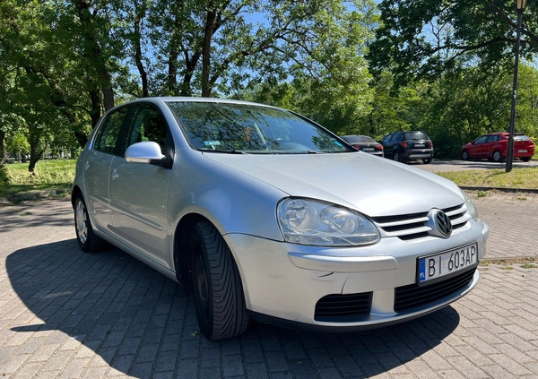 Volkswagen Golf cena 12900 przebieg: 157000, rok produkcji 2006 z Białystok małe 172